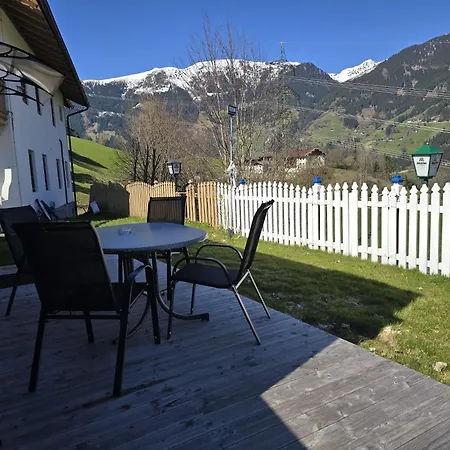 Tiny House Zillertal בית נופש